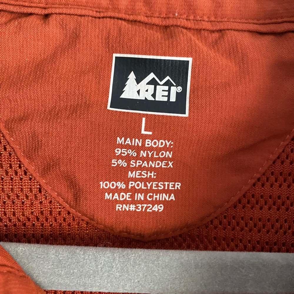 REI Co-op long-sleeve button up shirt in a rust/orange color large - Picture 6 of 10